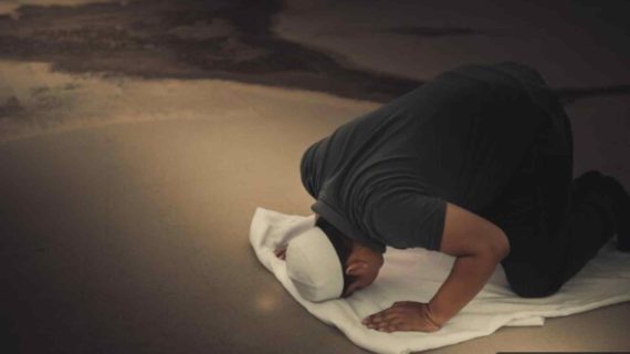 5 Penyebab Hilangnya Pahala Sedekah, Hati-hati Jadi Sia-sia!